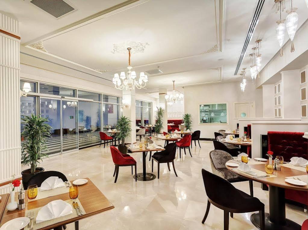 Doubletree By Hilton Gaziantep Hotell Exteriör bild