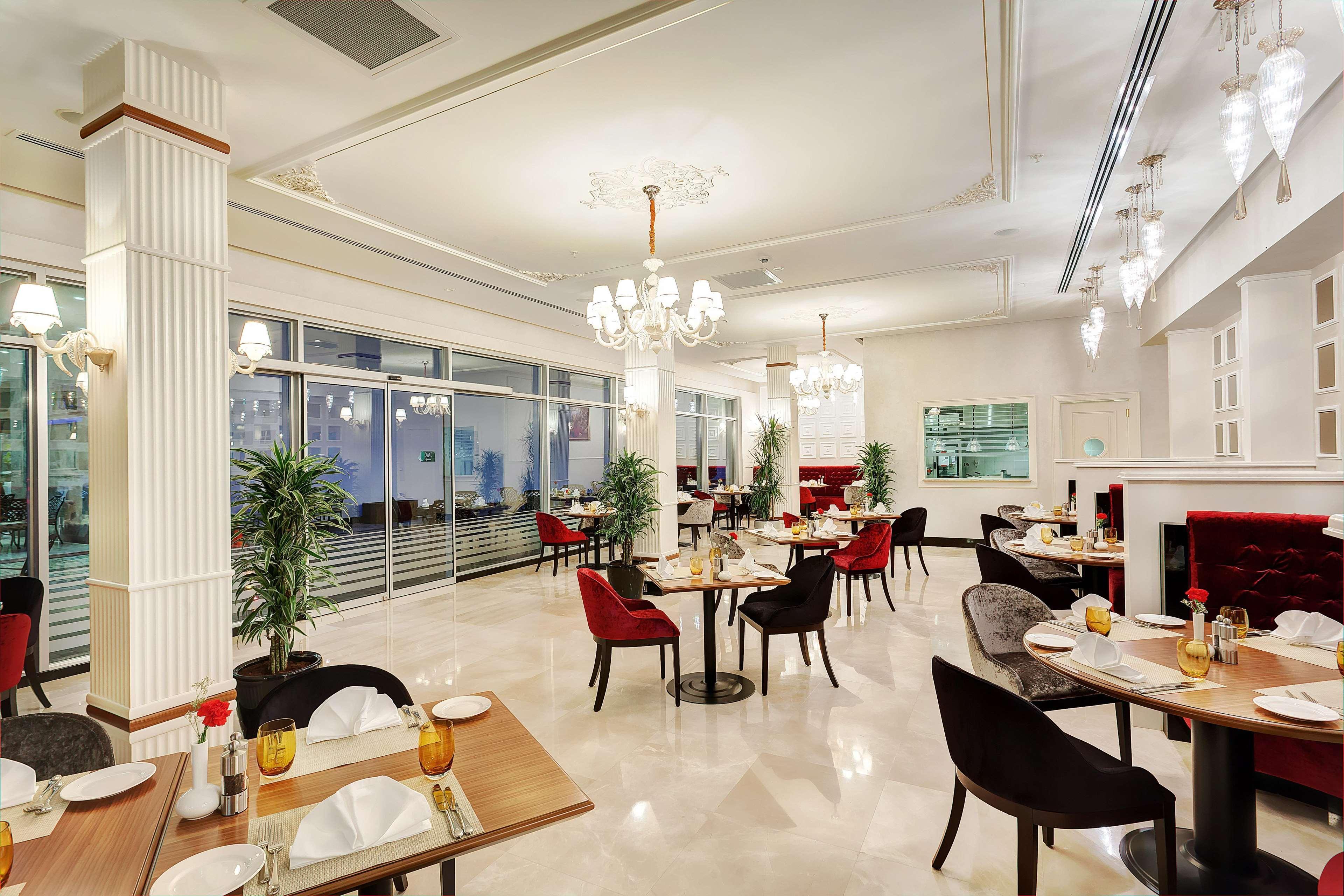 Doubletree By Hilton Gaziantep Hotell Exteriör bild