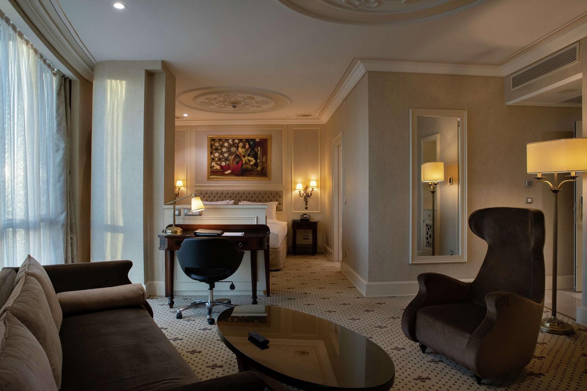 Doubletree By Hilton Gaziantep Hotell Exteriör bild