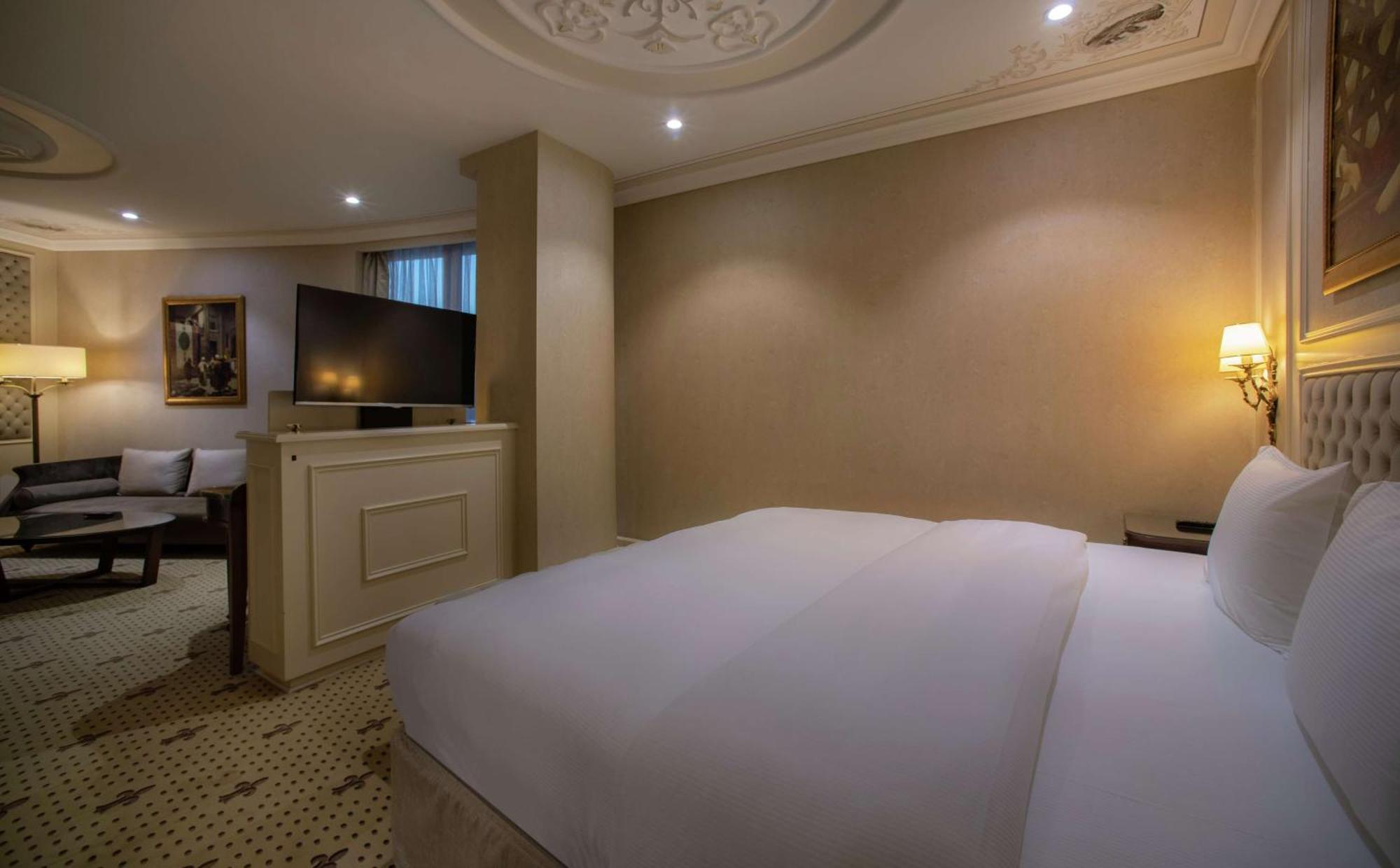 Doubletree By Hilton Gaziantep Hotell Exteriör bild