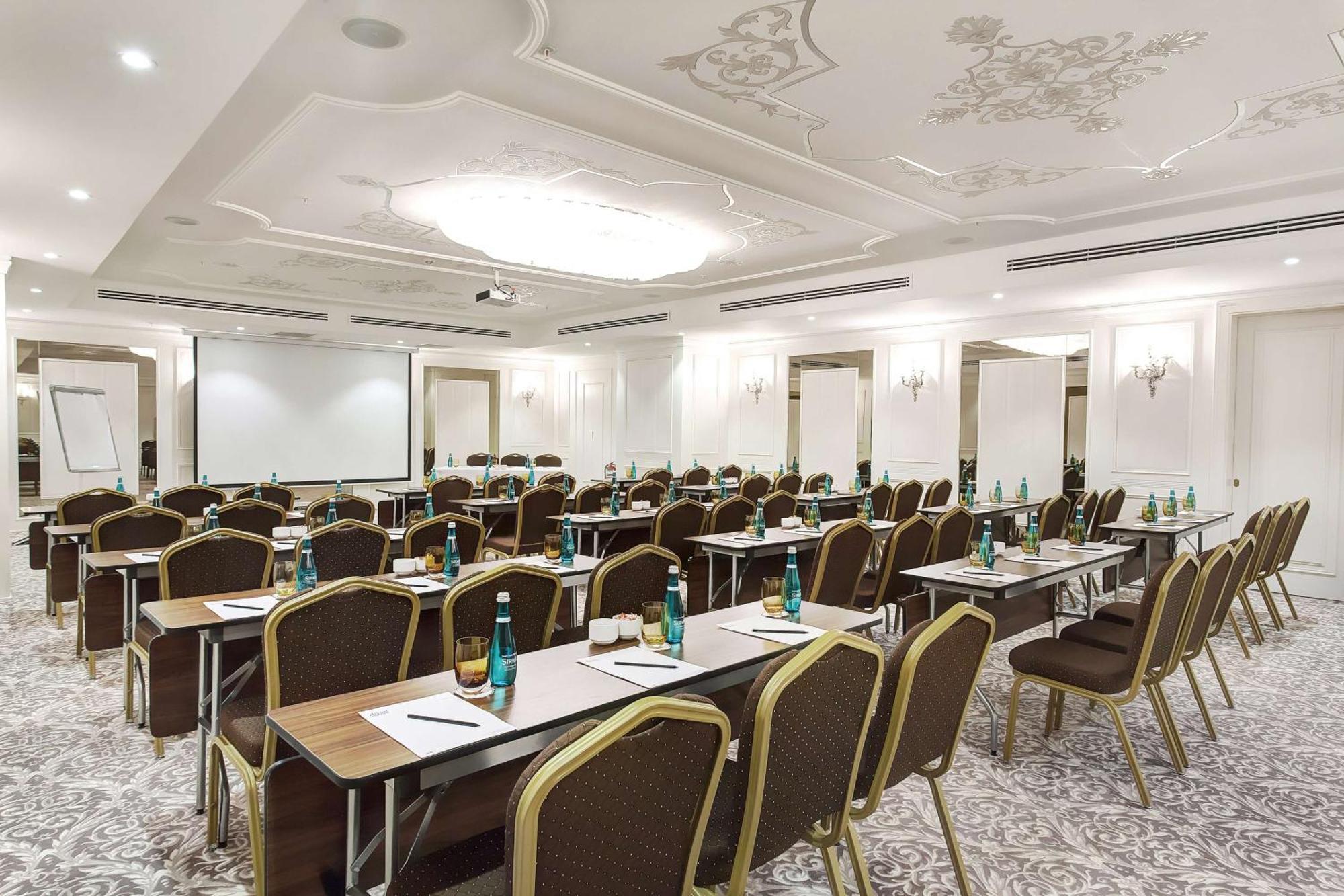 Doubletree By Hilton Gaziantep Hotell Exteriör bild